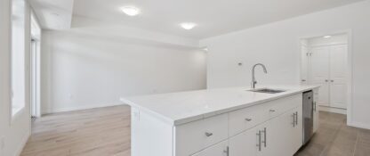 18-Thatcher Dr 018