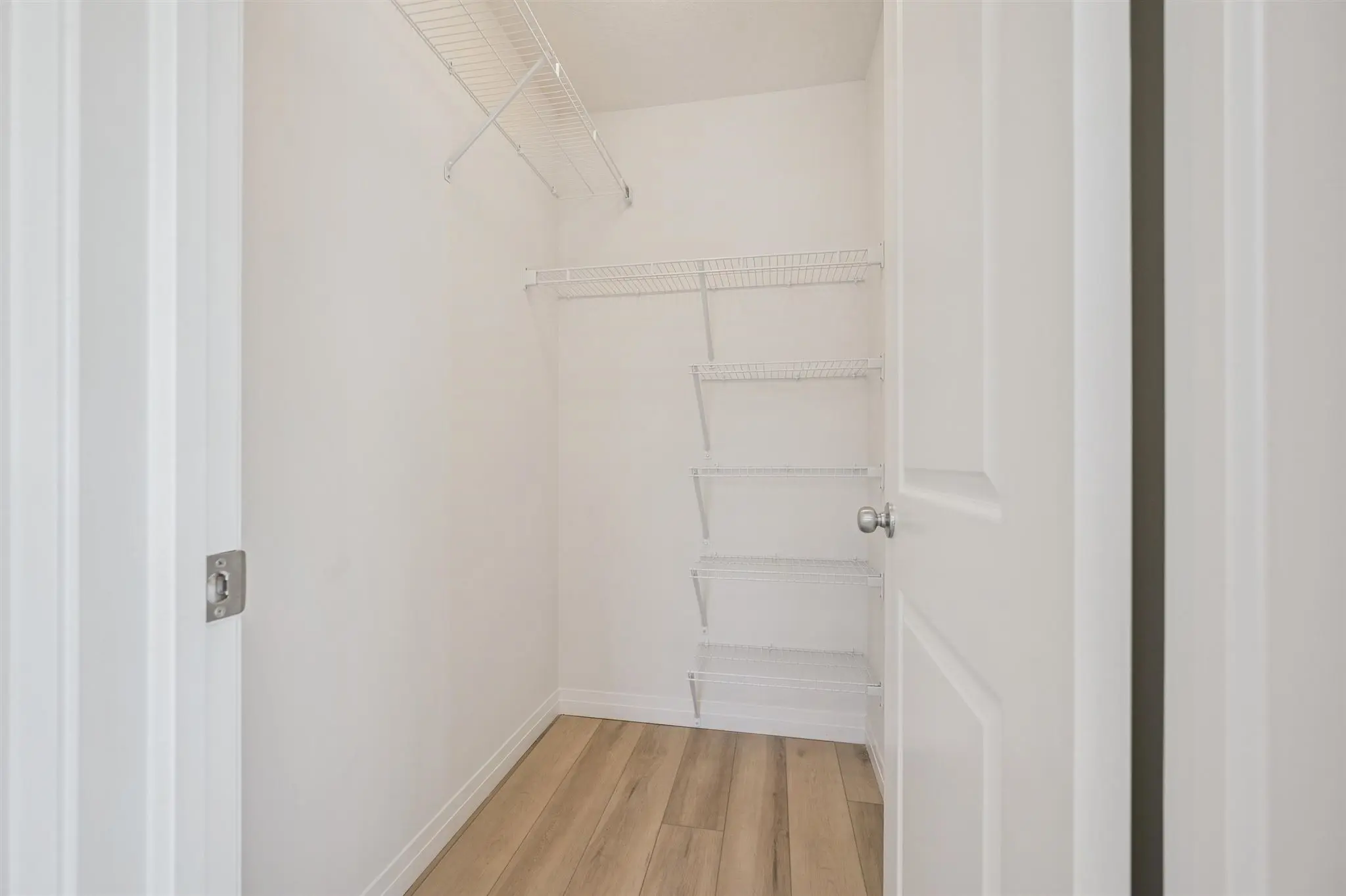 35-Thatcher Dr 035